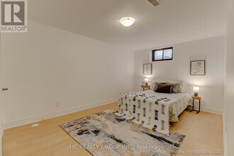 597 Conacher Dr in Toronto, ON - Building Photo - Building Photo