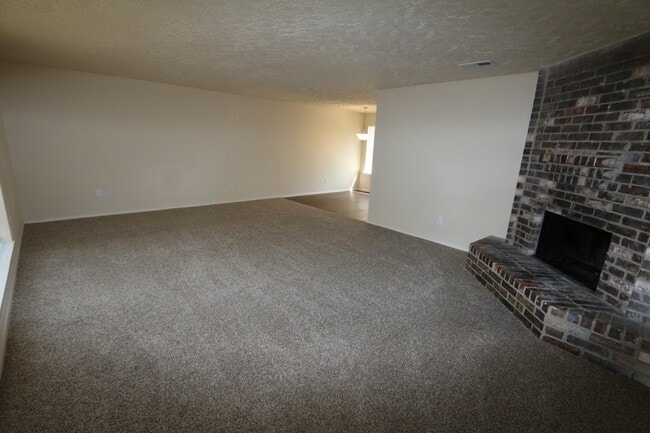 20014 Chipplegate Ln in Humble, TX - Building Photo - Building Photo