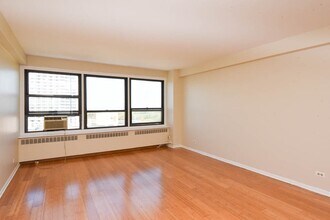 4180 N Marine Dr in Chicago, IL - Building Photo - Building Photo