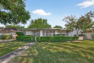 3314 Westridge St in Houston, TX - Building Photo - Building Photo