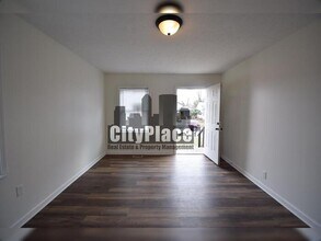 3750 Hillside Ave in Indianapolis, IN - Building Photo - Building Photo