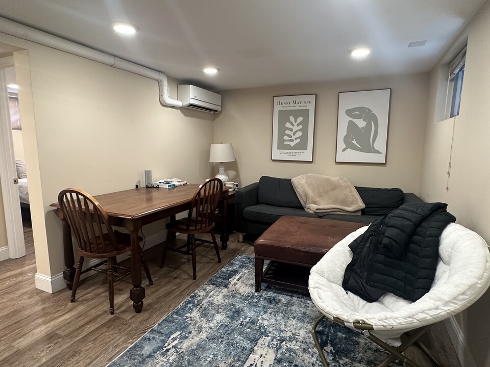 395 Washington St, Unit B in Somerville, MA - Building Photo