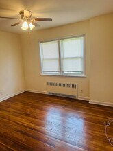 75 Elm Ave in Glen Cove, NY - Foto de edificio - Building Photo