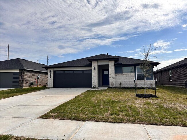 property at 3915 Elk Crk Ct
