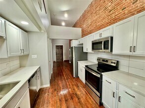 2309 The Strand-Unit -3D in Galveston, TX - Building Photo - Building Photo