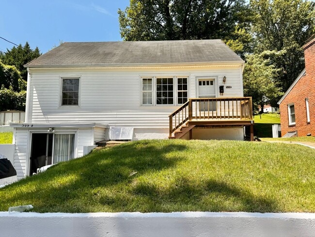 509 Valley Rd