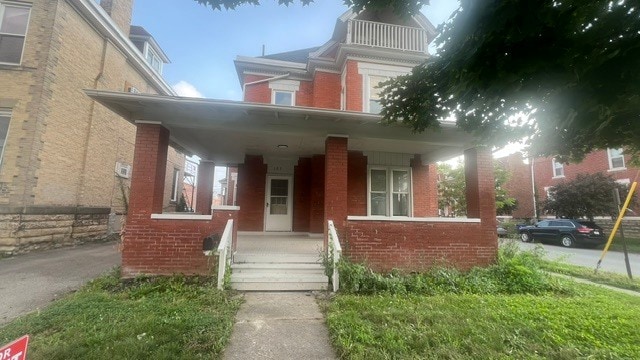 property at 103 W 9th Ave