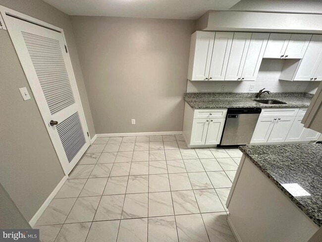 property at 10234 Prince Pl