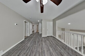 2714 Woodspring Forest Dr in Houston, TX - Building Photo - Building Photo