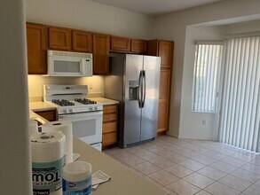 78374 Hampshire Ave in Palm Desert, CA - Building Photo - Building Photo