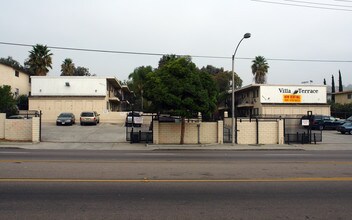 Villa Terrace in Spring Valley, CA - Foto de edificio - Building Photo