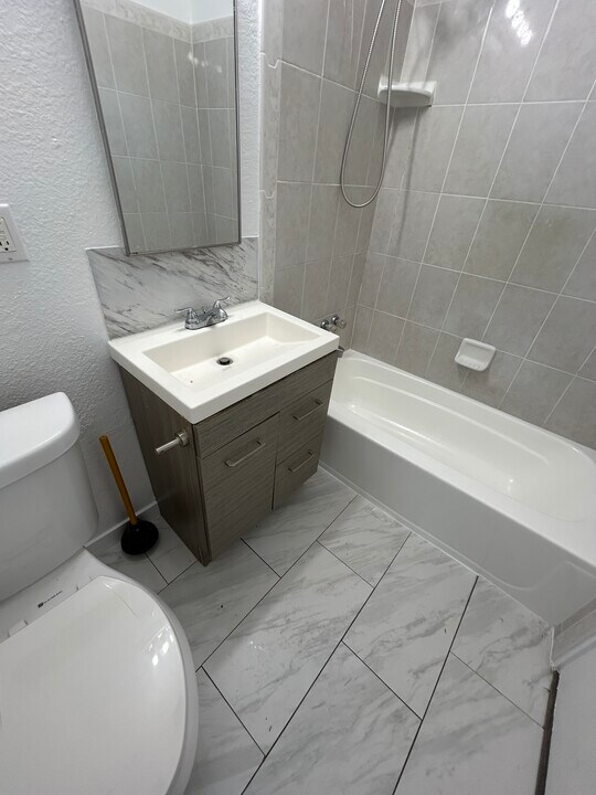 3457 Ocean View Blvd, Unit 3457 in San Diego, CA - Building Photo