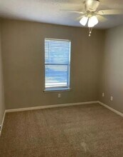 2518 Cypress Dr in College Station, TX - Foto de edificio - Building Photo