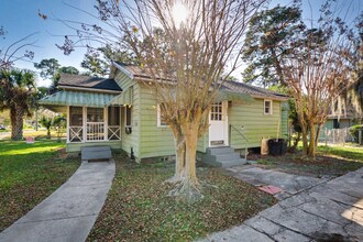 2652 Merwyn Rd in Jacksonville, FL - Building Photo - Building Photo