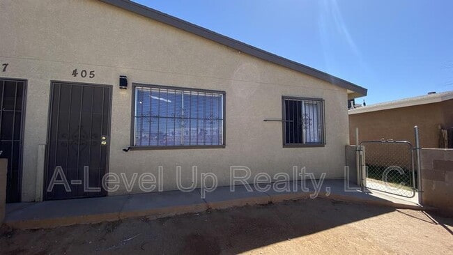 property at 405 E Thoroughbred St