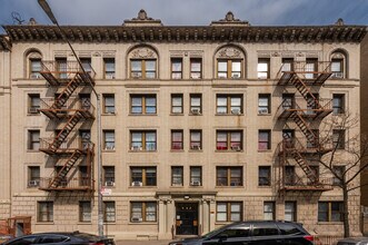 617 W 170th St in New York, NY - Building Photo - Building Photo