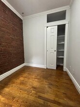 410 E 13th St in New York, NY - Building Photo - Building Photo