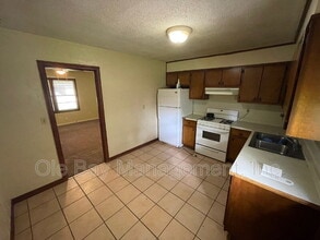 1815 Ogburn Ave in Mobile, AL - Building Photo - Building Photo