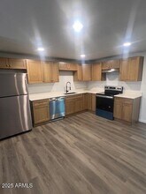 1808 N 66th Ave in Phoenix, AZ - Building Photo - Building Photo