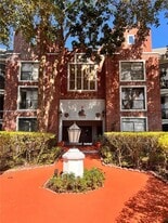 3760 Inverrary Dr in Lauderhill, FL - Building Photo