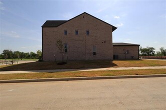1305 Arkansas Spgs St in Celina, TX - Foto de edificio - Building Photo
