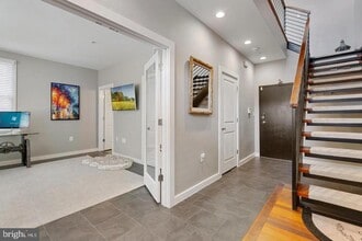 927 S Conkling St in Baltimore, MD - Building Photo - Building Photo