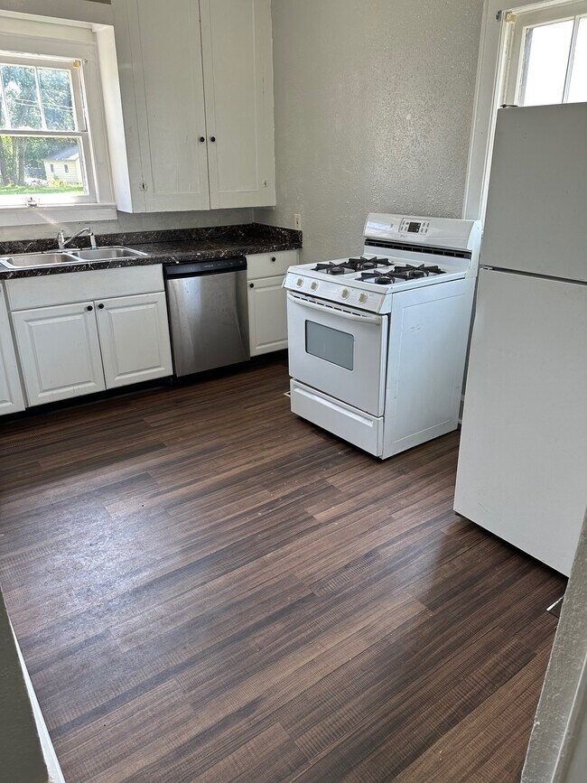 5115 Chestnut Ave Rentals in Ashtabula, OH