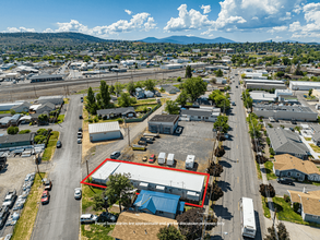 240 E Main St in Klamath Falls, OR - Building Photo - Building Photo