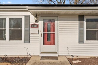 508 Kenyon Ave in Romeoville, IL - Foto de edificio - Building Photo