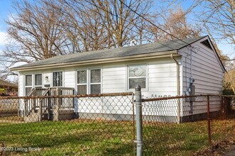 3752 Penway Ave in Louisville, KY - Building Photo - Building Photo
