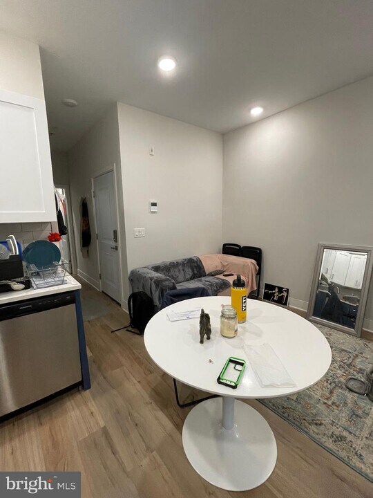 1535 N 6th St-Unit -3 in Philadelphia, PA - Building Photo