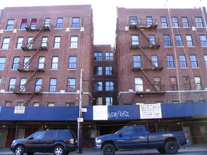 660 Southern Blvd in Bronx, NY - Building Photo - Building Photo