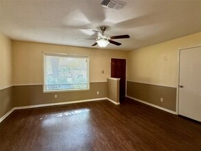 1501 Stacey St in Navasota, TX - Building Photo - Building Photo