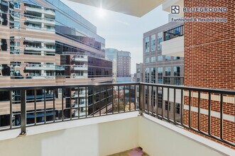 850 N Randolph St in Arlington, VA - Building Photo - Building Photo