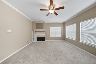 1238 Sandy Plains Ln in Houston, TX - Building Photo - Building Photo