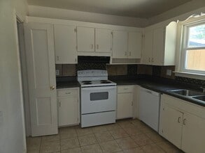 1503 Laurel St in Goldsboro, NC - Building Photo - Building Photo