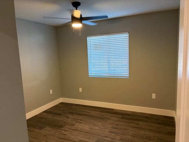 property at 3113 Walnut Ave