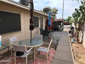 1546 N 46th St in Mesa, AZ - Foto de edificio - Building Photo