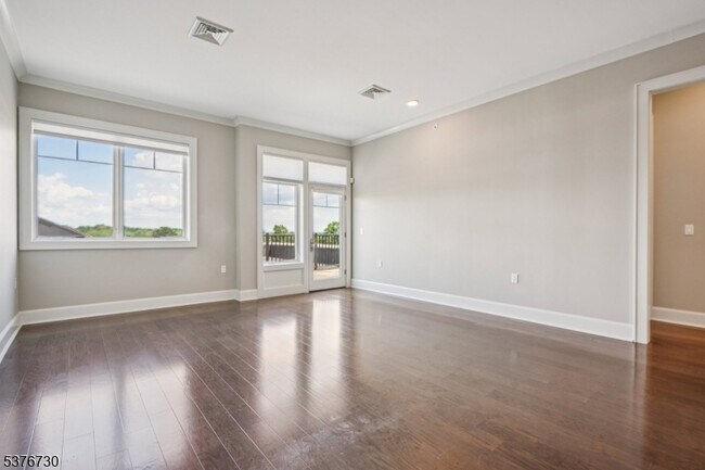 33 Green Village Rd in Madison, NJ - Building Photo - Building Photo