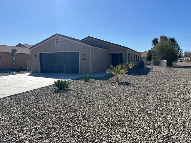 property at 9789 S Phoenix Dr