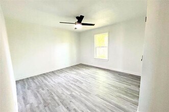 2830 W Crawford St in Denison, TX - Building Photo - Building Photo