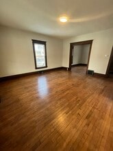 122 Leffert St in Berlin, WI - Foto de edificio - Building Photo