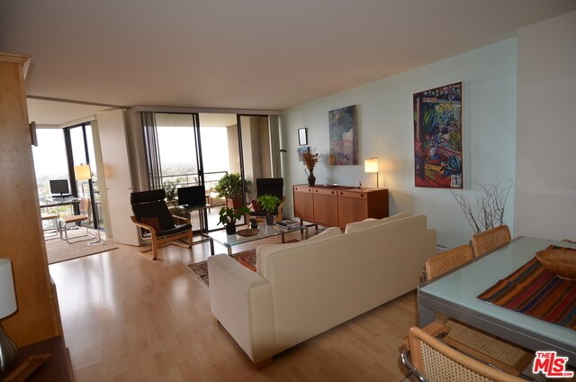 4265 Marina City Dr-Unit -1005 in Marina Del Rey, CA - Building Photo - Building Photo