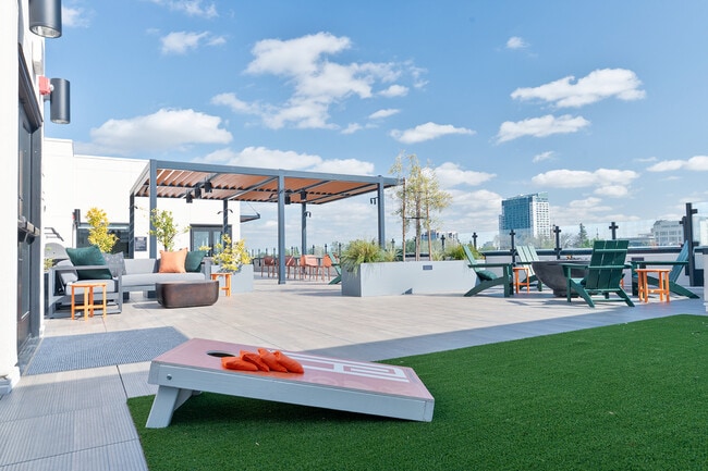 The AJ in Sacramento, CA - Building Photo - Building Photo