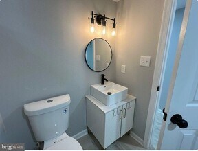 2813 Gwynnview Rd in Baltimore, MD - Building Photo - Building Photo