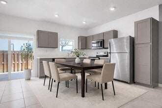 149 NE 3rd St in Florida City, FL - Building Photo - Building Photo