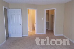 2804 Jim Owens Rd NW in Kennesaw, GA - Building Photo