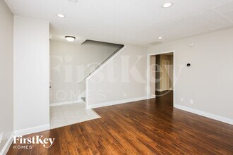 7064 Saratoga Dr in Flowery Branch, GA - Building Photo - Building Photo