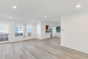 1122 S Shenandoah St in Los Angeles, CA - Building Photo