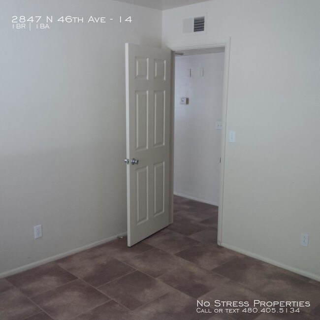 2847 N 46th Ave in Phoenix, AZ - Building Photo - Building Photo